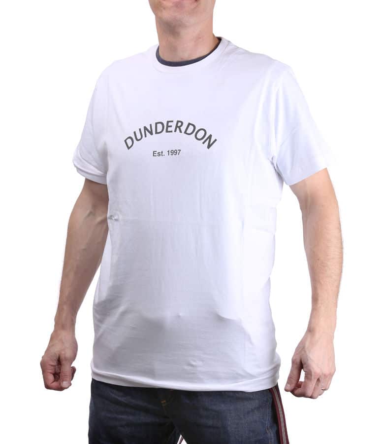 Dunderdon T2 T-Paita Valkoinen, laadukas Dunderdon logo t-paita, o-kaulus, musta printti rinnassa jossa lukee Dunderdon est 1997