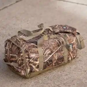 Herschel Gorge Duffel Bag Putkilaukku SwampCamo, tyylikäs ja yksinkertainen laukku arkikäyttöön