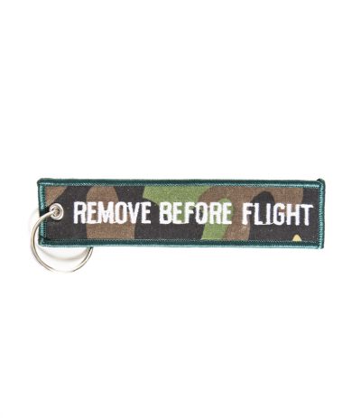 Remove Before Flight Avaimenperä Camo